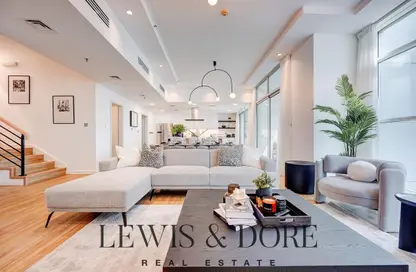 Penthouse - 3 Bedrooms - 5 Bathrooms for sale in Skyview Tower - Dubai Marina - Dubai