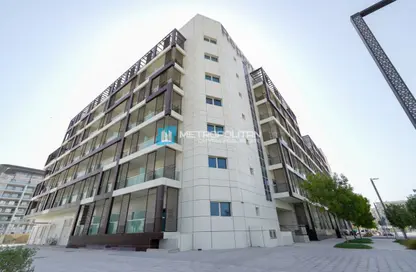 Apartment - Studio - 1 Bathroom for sale in Leonardo Residences - Masdar City - Abu Dhabi