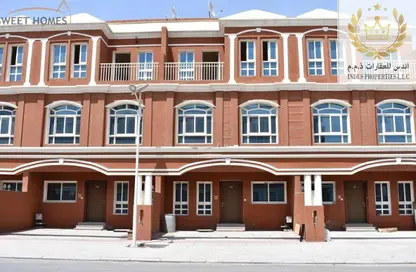 Townhouse - 4 Bedrooms - 6 Bathrooms for sale in Al Amira Village - Al Yasmeen - Ajman