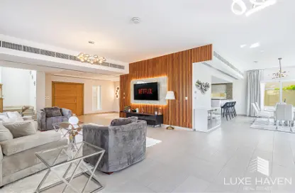 Villa - 4 Bedrooms - 5 Bathrooms for rent in Legacy Nova Villas - Jumeirah Park - Dubai