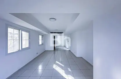 Villa - 2 Bedrooms - 3 Bathrooms for sale in Springs 15 - The Springs - Dubai