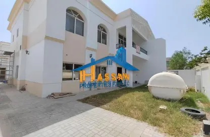 Villa - 4 Bedrooms - 5 Bathrooms for rent in Al Naseriya - Al Sharq - Sharjah