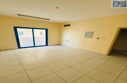 Apartment - 2 Bedrooms - 2 Bathrooms for rent in Al Jurf 2 - Al Jurf - Ajman Downtown - Ajman