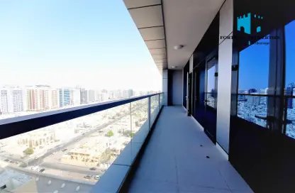 Apartment - 2 Bedrooms - 3 Bathrooms for rent in Tessco Building - Electra Street - Abu Dhabi