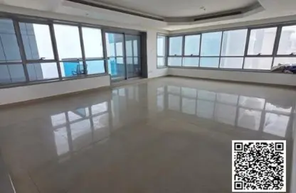 شقة - 2 غرف نوم - 2 حمامات للايجار في برج الكورنيش - طريق كورنيش عجمان - عجمان