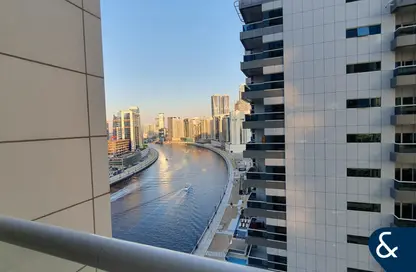 شقة - غرفة نوم - 1 حمام للبيع في برج ماي فير - الخليج التجاري - دبي