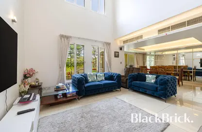 Villa - 3 Bedrooms - 4 Bathrooms for sale in Forat - The Lakes - Dubai