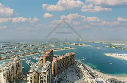 Apartment - 1 Bedroom - 2 Bathrooms for sale in The Palm Tower - Palm Jumeirah - Dubai