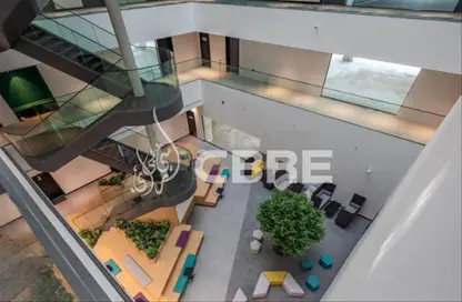 عمارة بالكامل - استوديو للايجار في تجارة دبي - أم الرمول - دبي