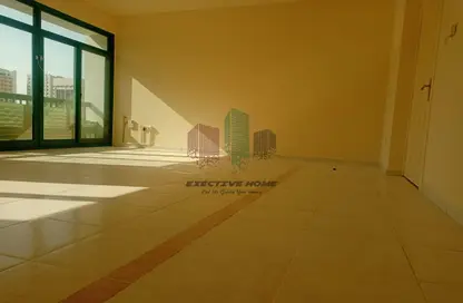 Empty Room image for: Apartment - 3 Bedrooms - 3 Bathrooms for rent in Al Shaheen Tower - Al Khalidiya - Abu Dhabi, Image 1