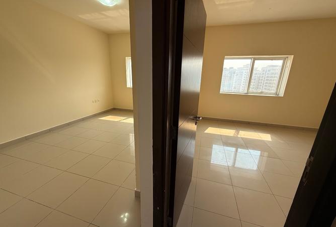 15634000 - Property Main Image