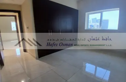 Apartment - 2 Bedrooms - 2 Bathrooms for rent in Hamdan Street - Abu Dhabi