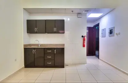 Apartment - Studio - 1 Bathroom for rent in Al Baraha - Deira - Dubai
