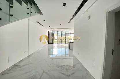 فيلا - 4 غرف نوم - 6 حمامات للايجار في غرب الفرجان - الفرجان - دبي فيلا - 4 غرف نوم - 6 حمامات للايجار في غرب الفرجان - الفرجان - دبي