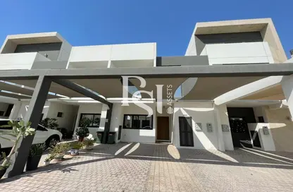 Townhouse - 3 Bedrooms - 5 Bathrooms for rent in Bloom Gardens - Al Salam Street - Abu Dhabi