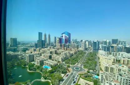 Apartment - 2 Bedrooms - 3 Bathrooms for rent in The Links West Tower - The Links - The Views - Dubai