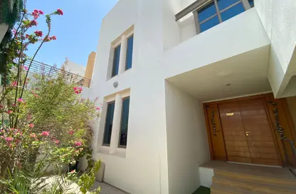 Villa - 4 Bedrooms - 5 Bathrooms for rent in Umm Suqeim 3 Villas - Umm Suqeim 3 - Umm Suqeim - Dubai