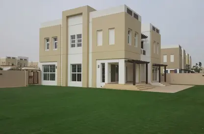 Villa - 3 Bedrooms - 4 Bathrooms for sale in Rahat - Mudon - Dubai