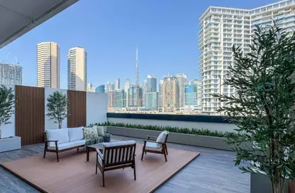 Apartment - 1 Bedroom - 2 Bathrooms for sale in SOL Bay - Business Bay - Dubai