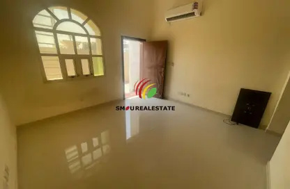 شقة - 1 حمام للايجار في مدينة محمد بن زايد - أبوظبي