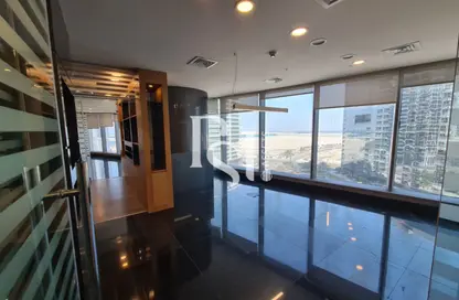 Office Space - Studio - 2 Bathrooms for rent in Sky Tower - Shams Abu Dhabi - Al Reem Island - Abu Dhabi