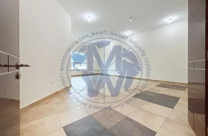 Apartment - 2 Bedrooms - 3 Bathrooms for rent in Hamdan Street - Abu Dhabi