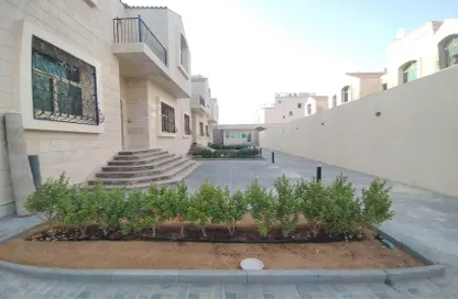 Pool image for: Villa - 4 Bedrooms - 6 Bathrooms for rent in Khalifa City A - Khalifa City - Abu Dhabi, Image 1