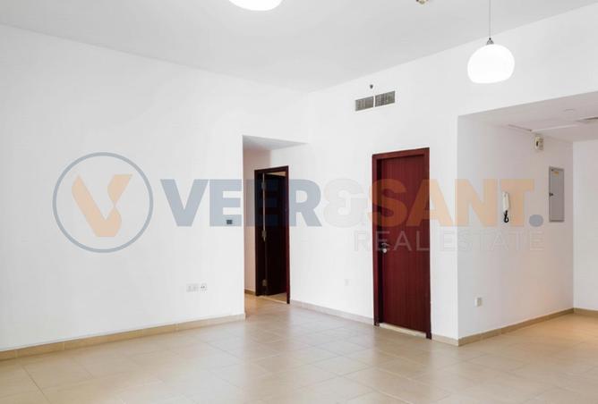 16000176 - Property Main Image