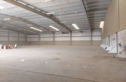 Warehouse - Studio for rent in Al Maffraq - Abu Dhabi