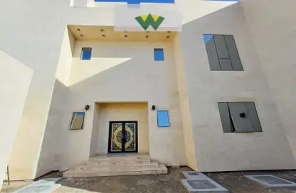 Villa - 4 Bedrooms - 4 Bathrooms for rent in Madinat Al Riyad - Abu Dhabi