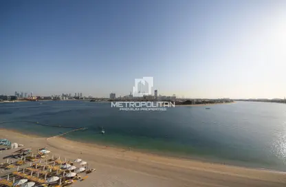 Apartment - 2 Bedrooms - 3 Bathrooms for sale in Ellington Beach House - Palm Jumeirah - Dubai