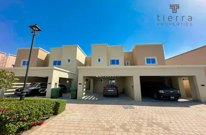 Villa - 3 Bedrooms - 4 Bathrooms for rent in Amaranta - Villanova - Dubai Land - Dubai