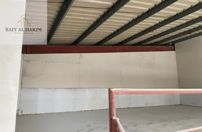 Warehouse - Studio - 1 Bathroom for rent in Ajman Industrial 1 - Ajman Industrial Area - Ajman