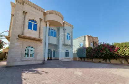 فيلا - 5 غرف نوم - 7 حمامات للايجار في حدائق الإمارات 1 - القوز - دبي
