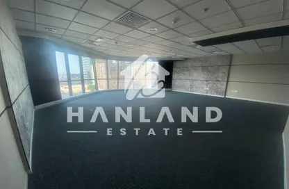 Office Space - Studio - 1 Bathroom for rent in The Regal Tower - Business Bay - Dubai