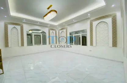 فيلا - 4 غرف نوم - 5 حمامات للايجار في جفير جديد - فلج هزاع - العين