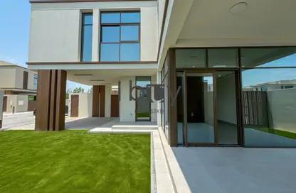 Townhouse - 3 Bedrooms - 5 Bathrooms for sale in Nad Al Dhabi - Al Jubail Island - Abu Dhabi