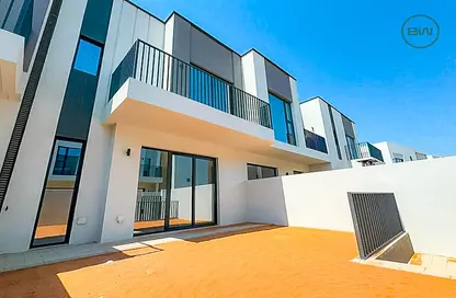 Townhouse - 3 Bedrooms - 4 Bathrooms for rent in Greenviews 2 - EMAAR South - Dubai South (Dubai World Central) - Dubai