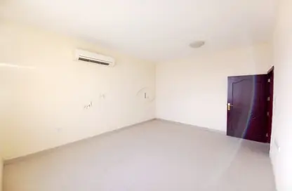 Apartment - 2 Bedrooms - 2 Bathrooms for rent in Al Khrais - Al Jimi - Al Ain