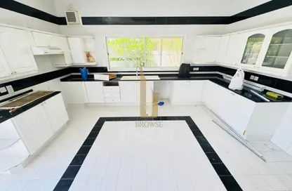 Villa - 5 Bedrooms - 5 Bathrooms for rent in Umm Suqeim 2 Villas - Umm Suqeim 2 - Umm Suqeim - Dubai Villa - 5 Bedrooms - 5 Bathrooms for rent in Umm Suqeim 2 Villas - Umm Suqeim 2 - Umm Suqeim - Dubai