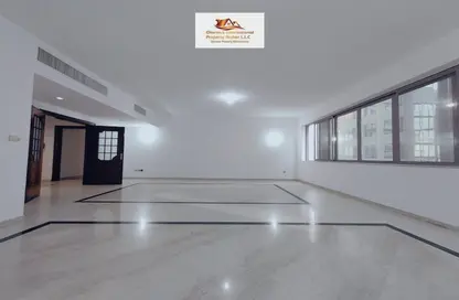 Apartment - 4 Bedrooms - 5 Bathrooms for rent in Garden View Tower - Khalifa Street - Abu Dhabi