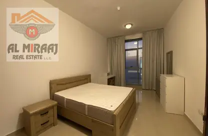 شقة - 2 غرف نوم - 2 حمامات للايجار في مساكن كورنيش عجمان - طريق كورنيش عجمان - عجمان