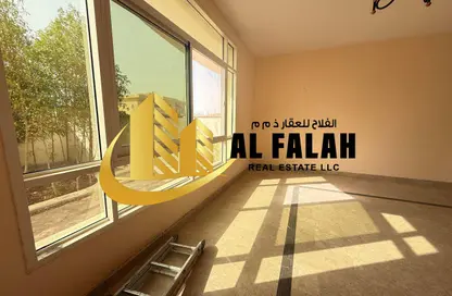 فيلا - 5 غرف نوم - 6 حمامات للايجار في القوز - ضاحية الجواز (واسط سابقا) - الشارقة