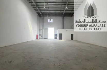 Warehouse - Studio - 1 Bathroom for rent in Umm Al Thuoob - Umm Al Quwain