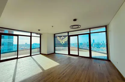 Apartment - 3 Bedrooms - 4 Bathrooms for rent in The Waves Residences - Mankhool - Bur Dubai - Dubai Apartment - 3 Bedrooms - 4 Bathrooms for rent in The Waves Residences - Mankhool - Bur Dubai - Dubai