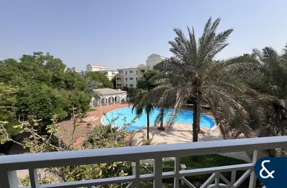 شقة - غرفة نوم - 2 حمامات للايجار في شقق غاردن نورث واست - مجتمع الحدائق - مجمع دبي للإستثمار - دبي