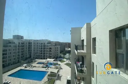 Apartment - Studio - 1 Bathroom for rent in Hayat Boulevard-2A - Hayat Boulevard - Town Square - Dubai