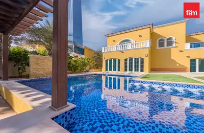 فيلا - 5 غرف نوم - 6 حمامات للايجار في التراث - جميرا بارك - دبي