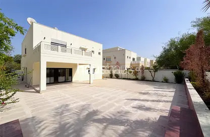 Villa - 4 Bedrooms - 4 Bathrooms for sale in Meadows 9 - Meadows - Dubai
