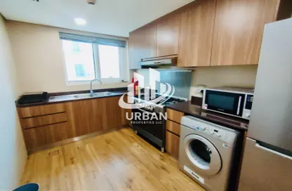 Apartment - 2 Bedrooms - 2 Bathrooms for rent in Al Khan Lagoon - Al Khan - Sharjah